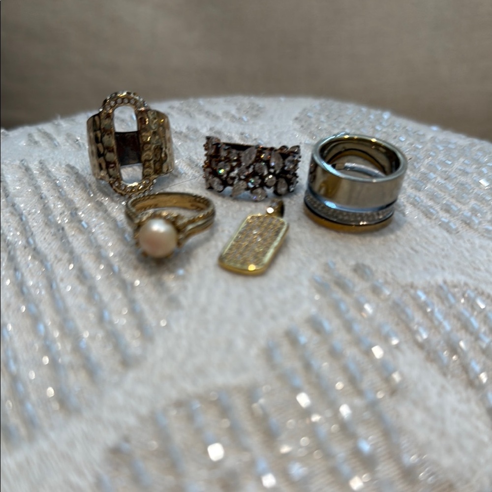 Elegant Gold and Silver Jewelry Set
